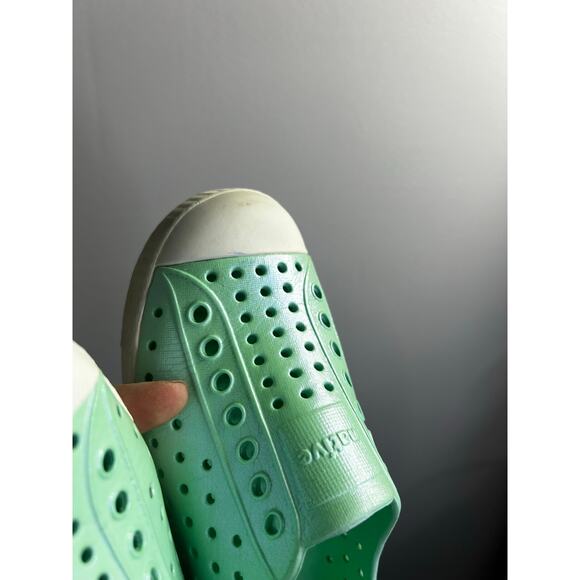 Natives Jefforson Iridescent Mint Green Water Shoe Size 10C - Picture 7 of 7